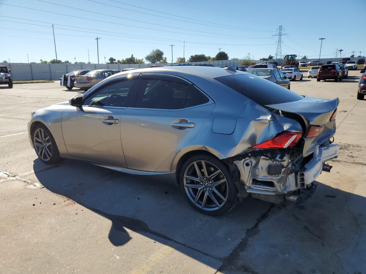 2014 Lexus IS - Image 2