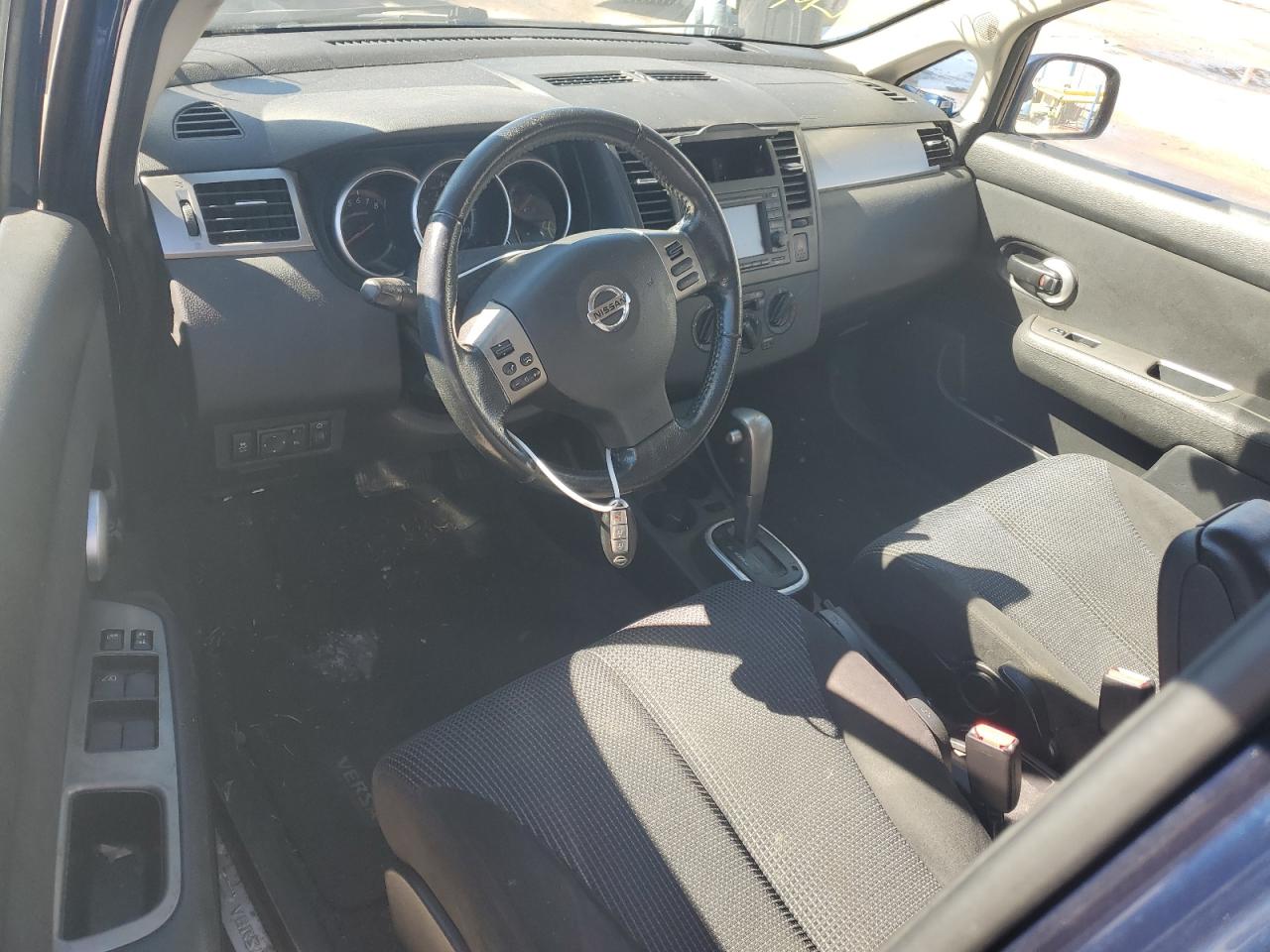 2012 Nissan Versa - Image 8