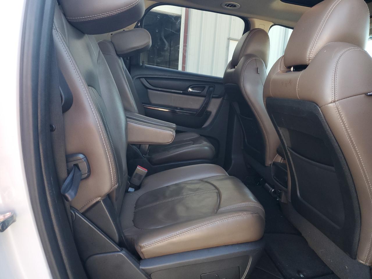 2016 GMC Acadia - Image 11