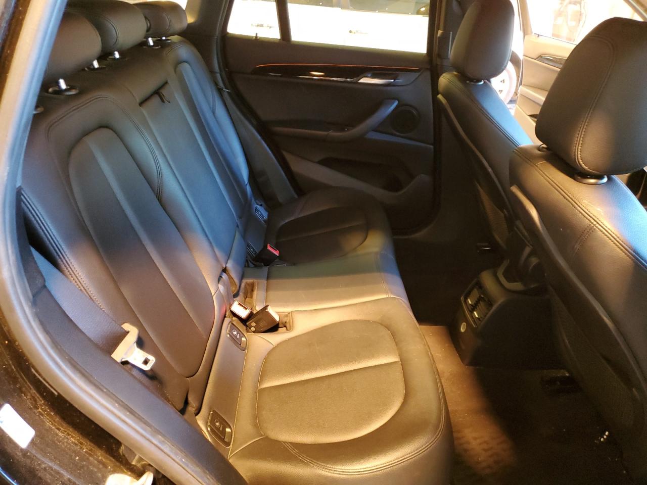 2017 BMW X1 - Image 12