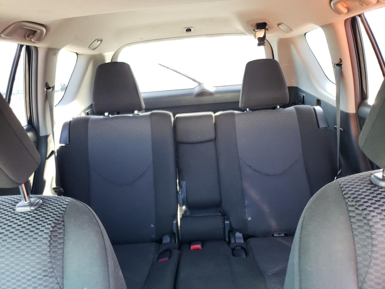 2012 Toyota RAV 4 - Image 10
