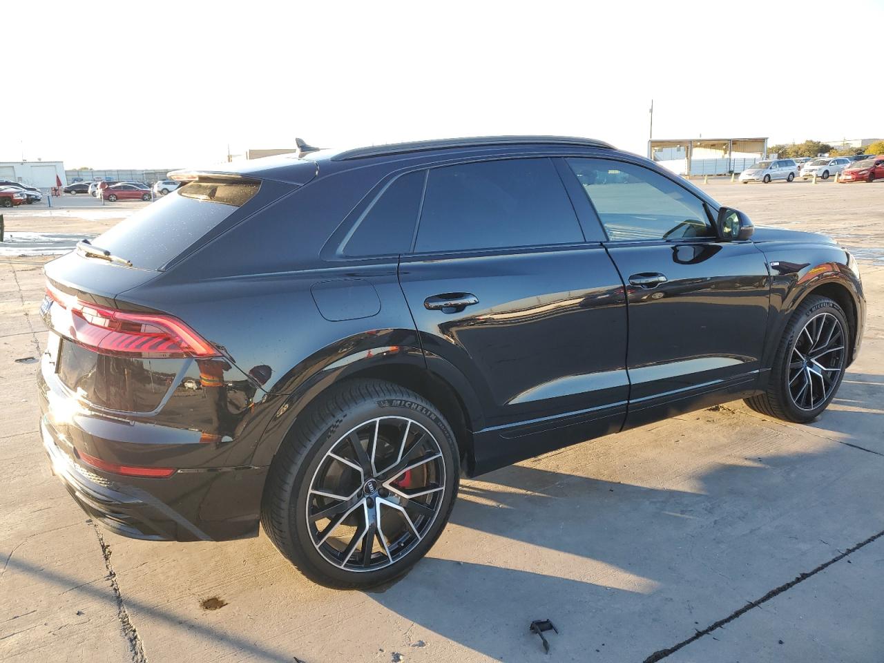 VIN WA1EVAF14KD022411 2019 AUDI Q8 no.3