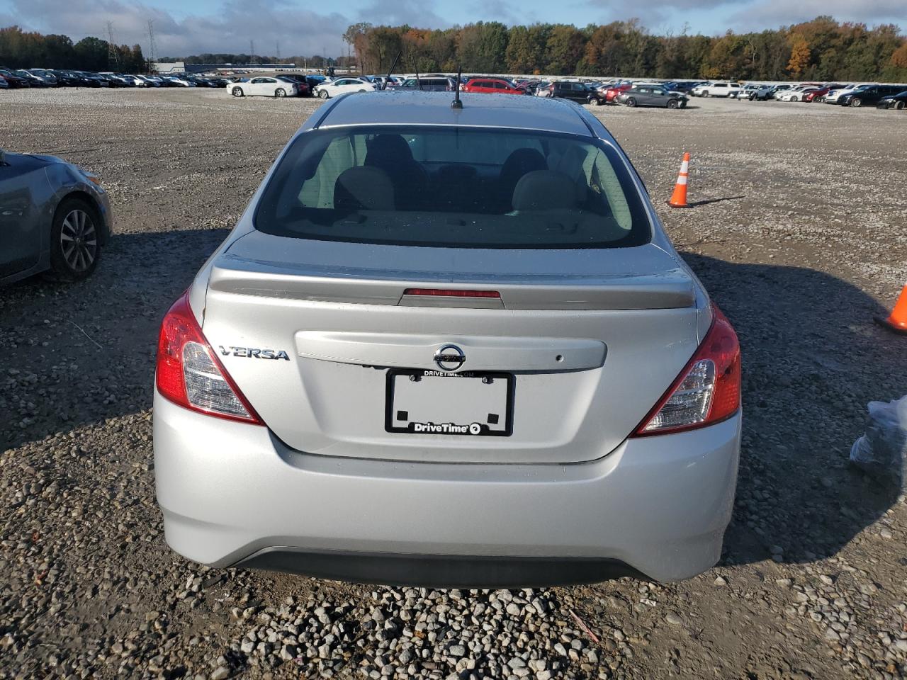 2019 Nissan Versa S VIN: 3N1CN7AP1KL832426 Lot: 61757385