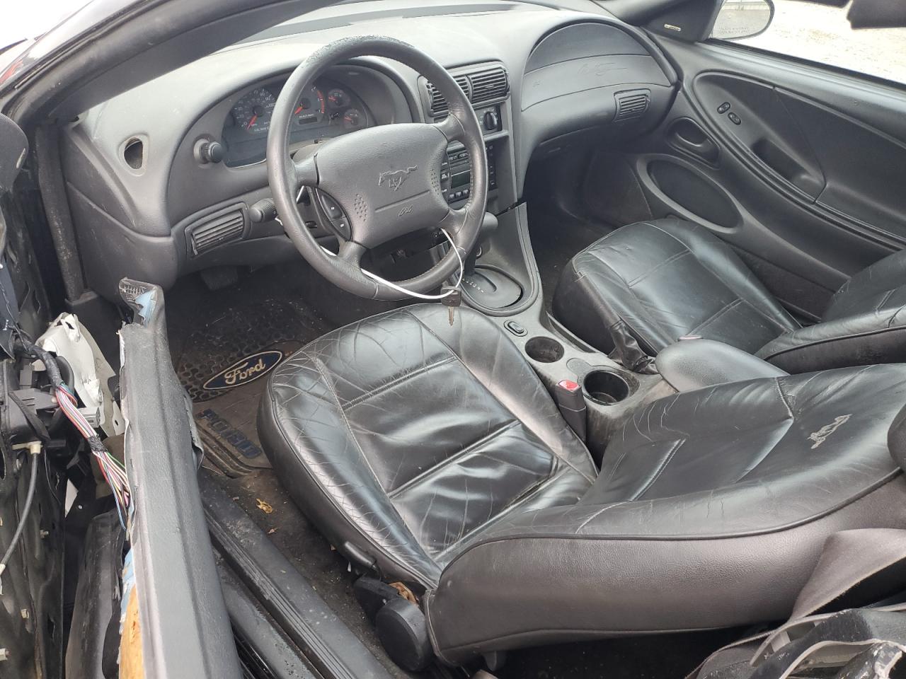2001 Ford Mustang - Image 8