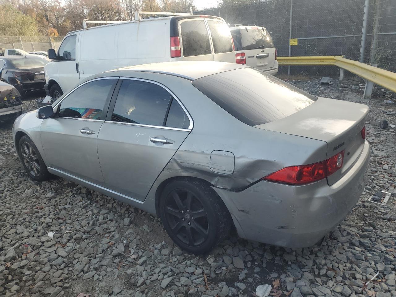2004 Acura TSX - Image 2