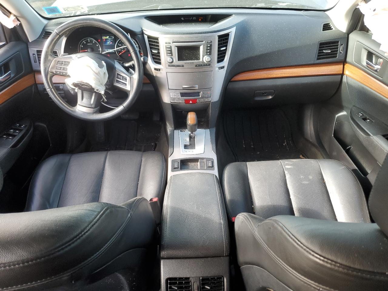 2014 Subaru Outback - Image 8