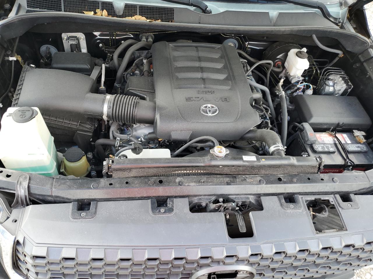 2021 Toyota Tundra - Image 12