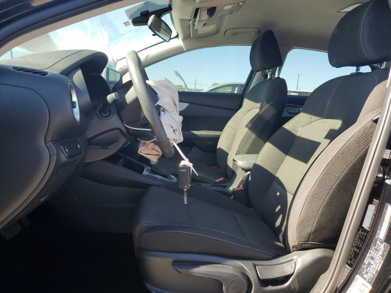 2024 Kia Forte - Image 7