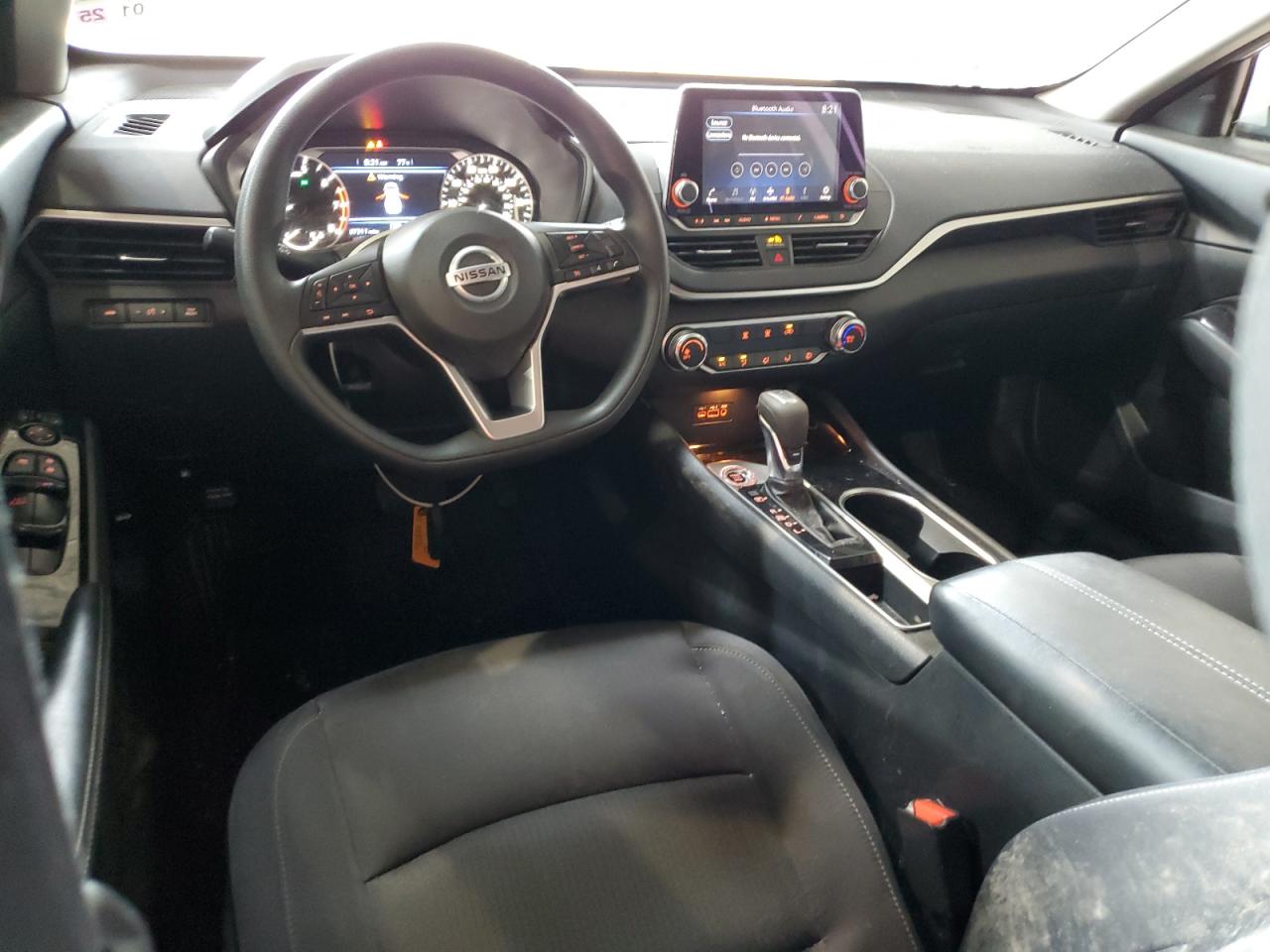 2021 Nissan Altima - Image 8