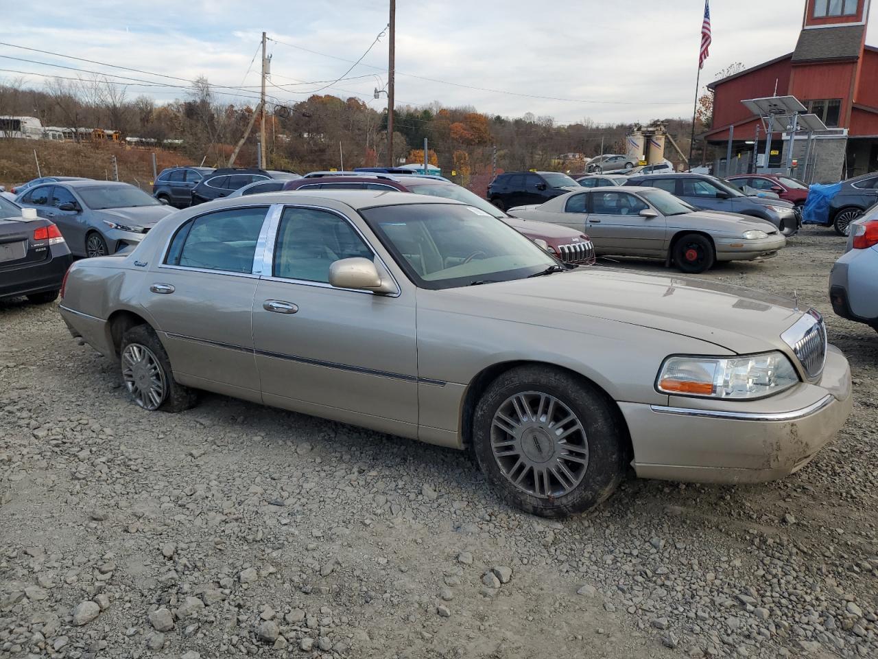 2010 Lincoln Town Car Signature Limited VIN: 2LNBL8CV5AX612571 Lot: 78907114