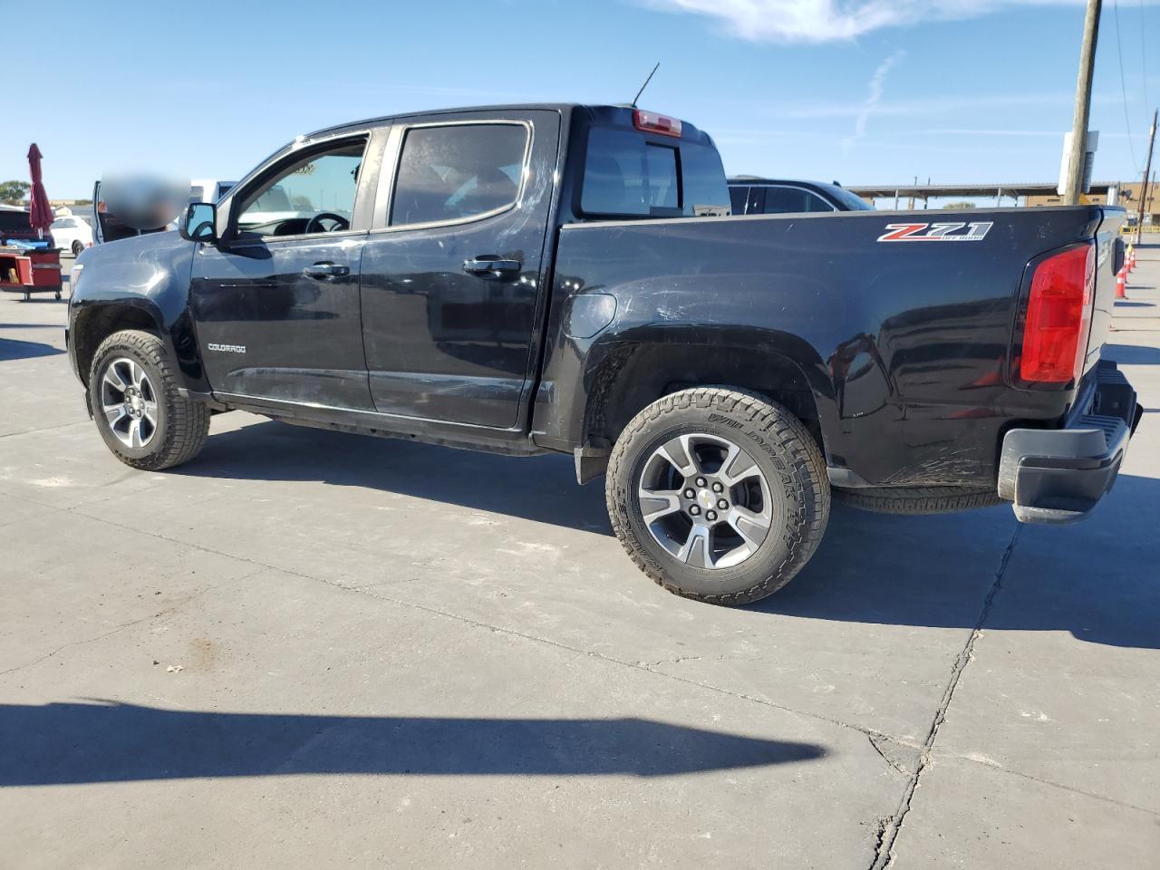2015 Chevrolet Colorado - Image 2