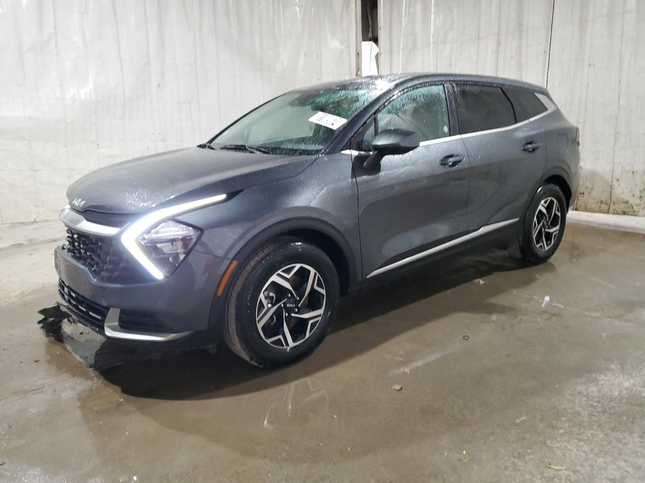 2023 Kia Sportage - Image 1