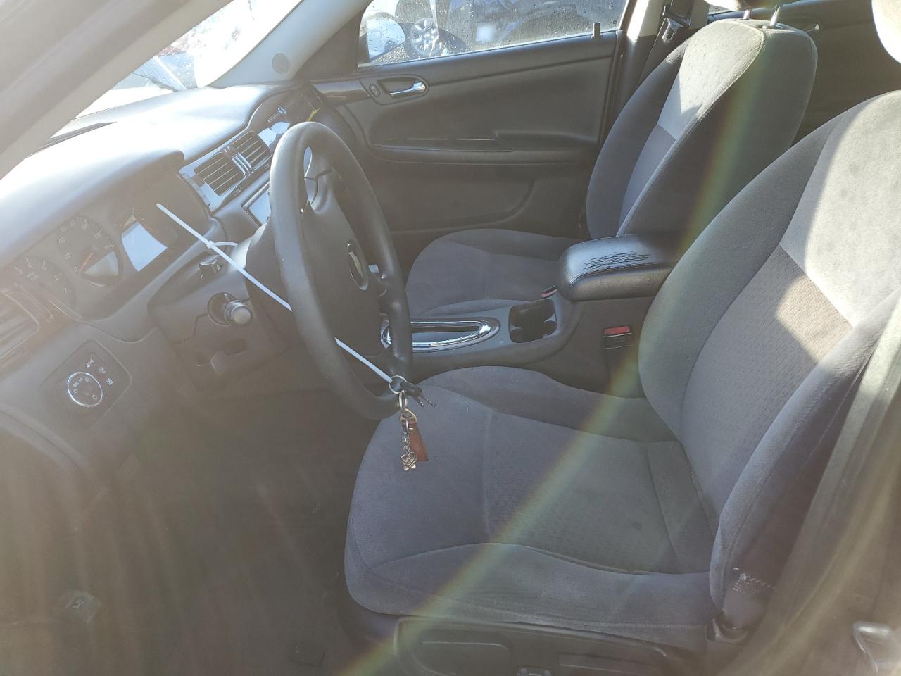 2010 Chevrolet Impala - Image 7