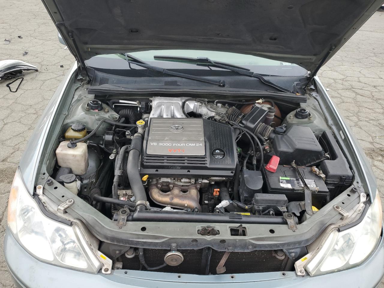 2002 Toyota Avalon - Image 13