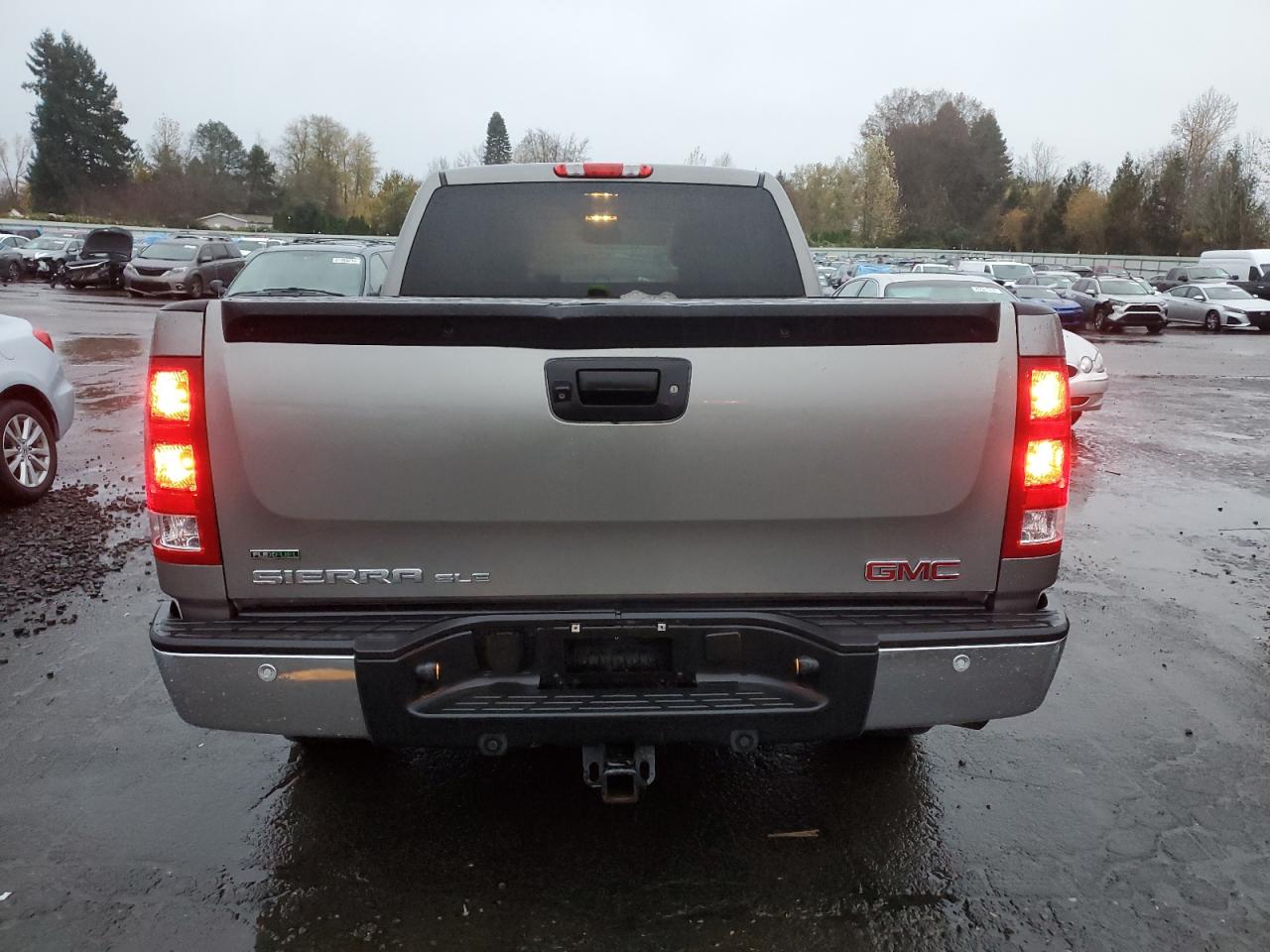 2012 GMC Sierra - Image 6