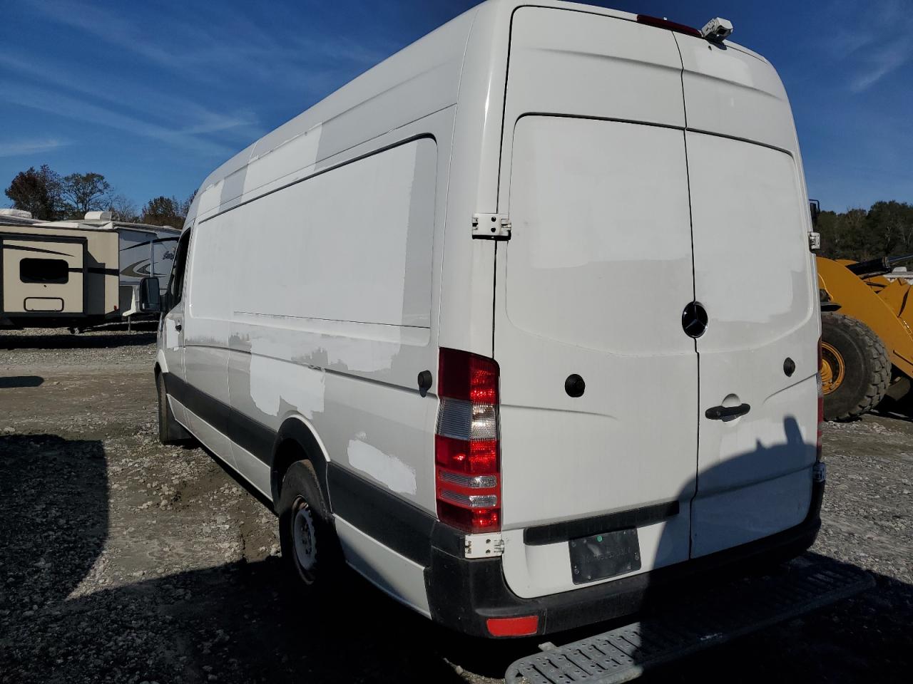 VIN WD3PE8DD0GP250281 2016 MERCEDES-BENZ SPRINTER no.2