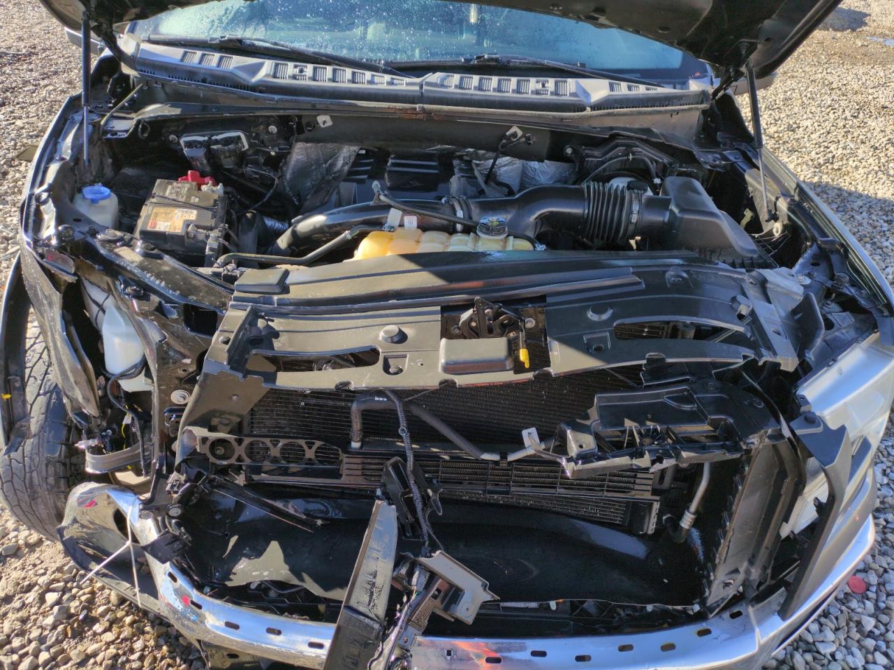 2015 Ford F-150 - Image 12