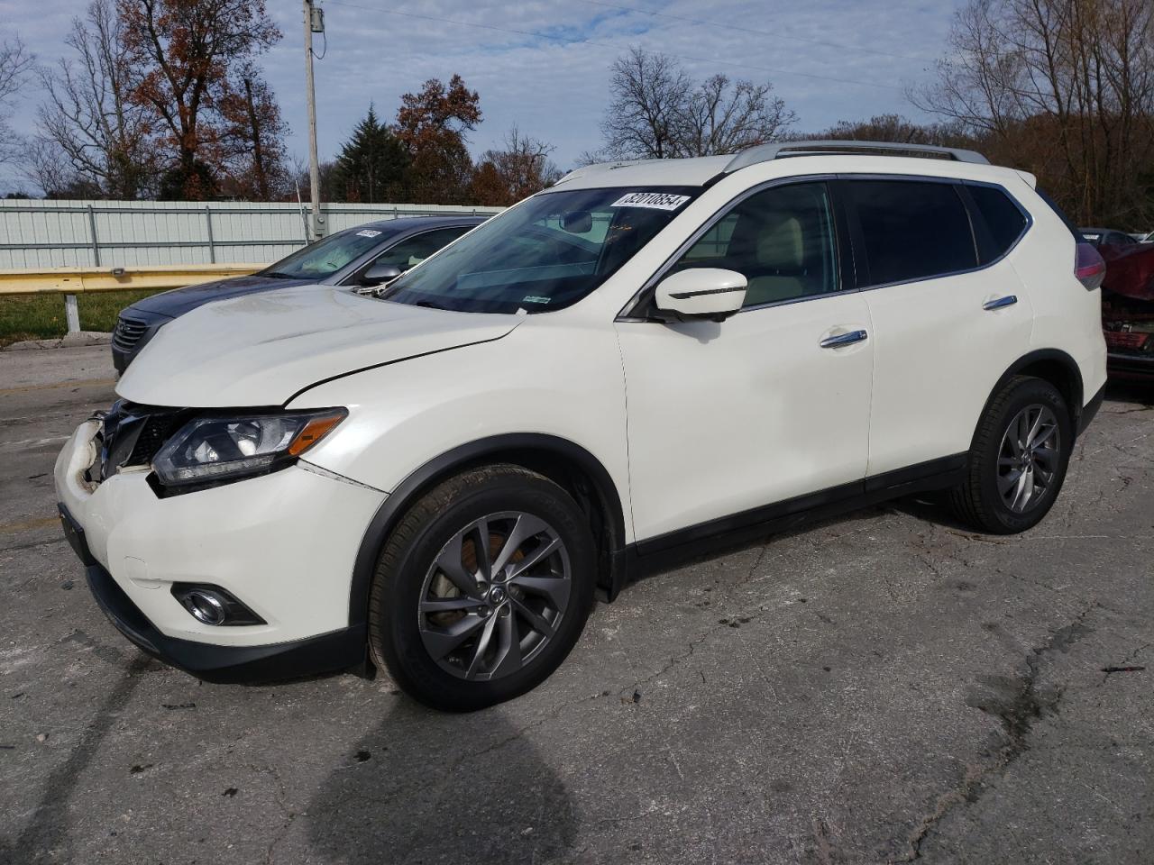 2016 Nissan Rogue - Image 1