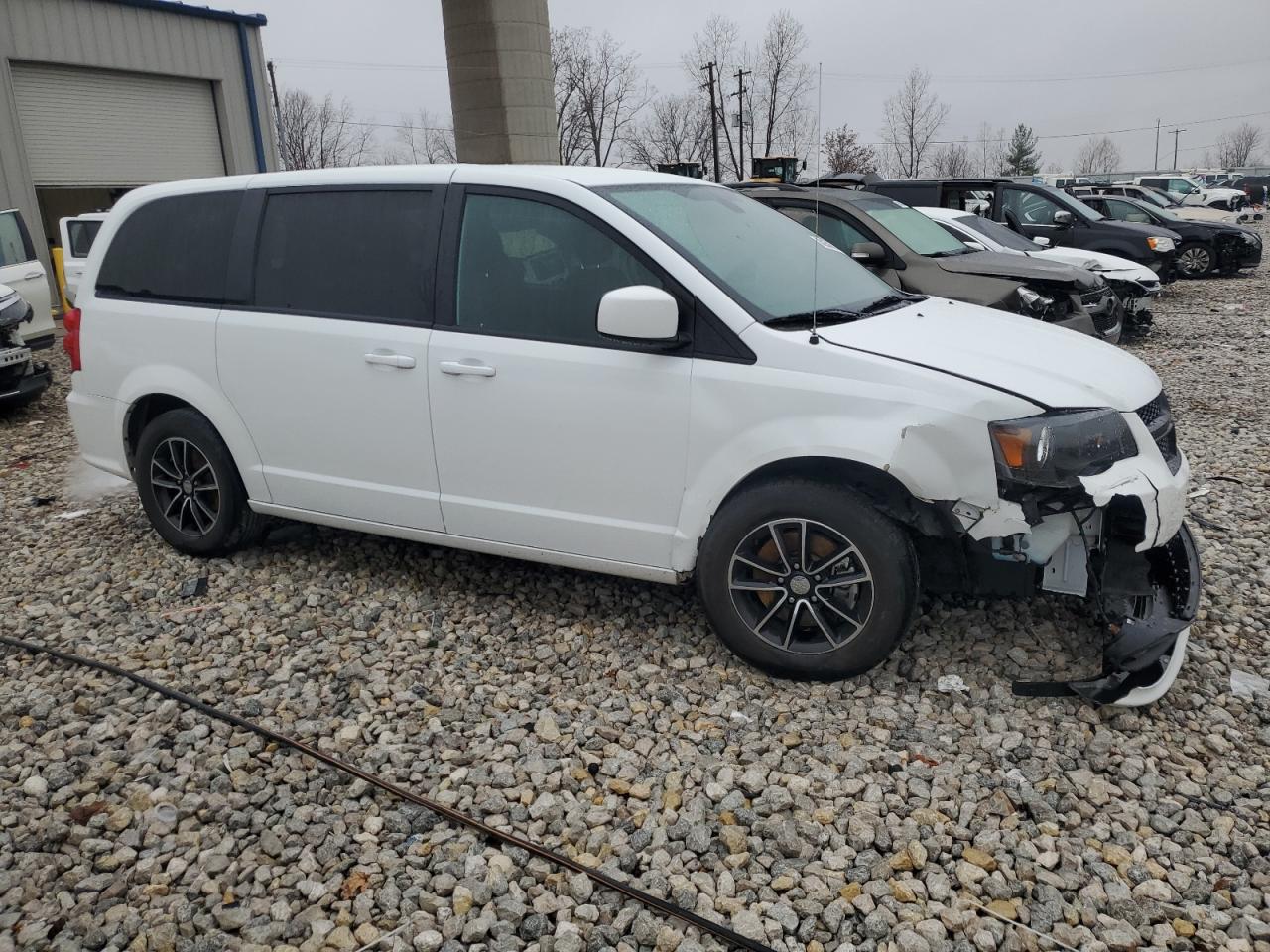 VIN 2C4RDGBG0KR502658 2019 DODGE CARAVAN no.4