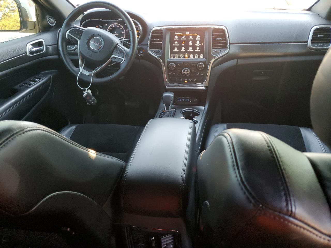 2018 Jeep Grand Cherokee - Image 8