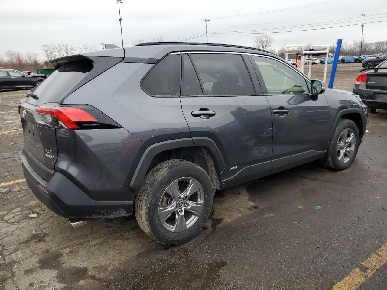 2022 Toyota RAV 4 - Image 3