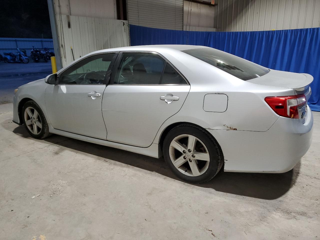 VIN 4T1BF1FK4DU273653 2013 TOYOTA CAMRY no.2