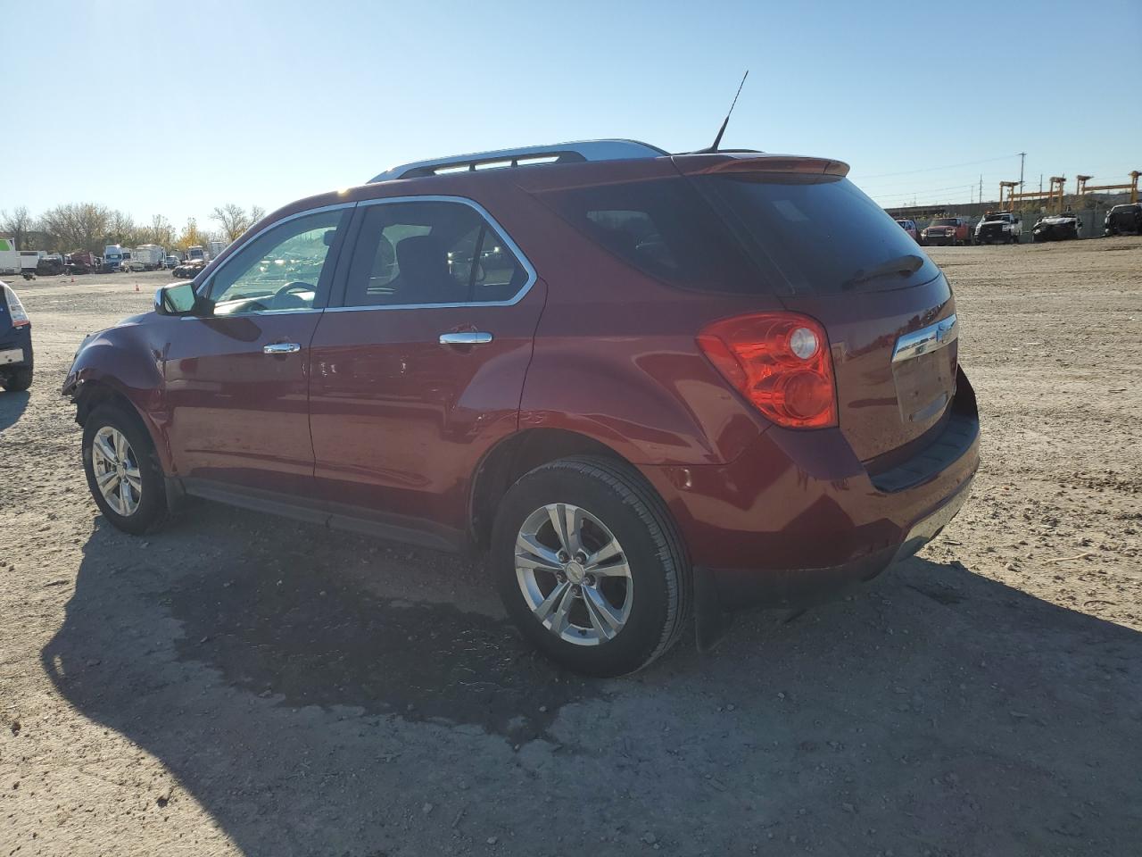 2011 Chevrolet Equinox - Image 2