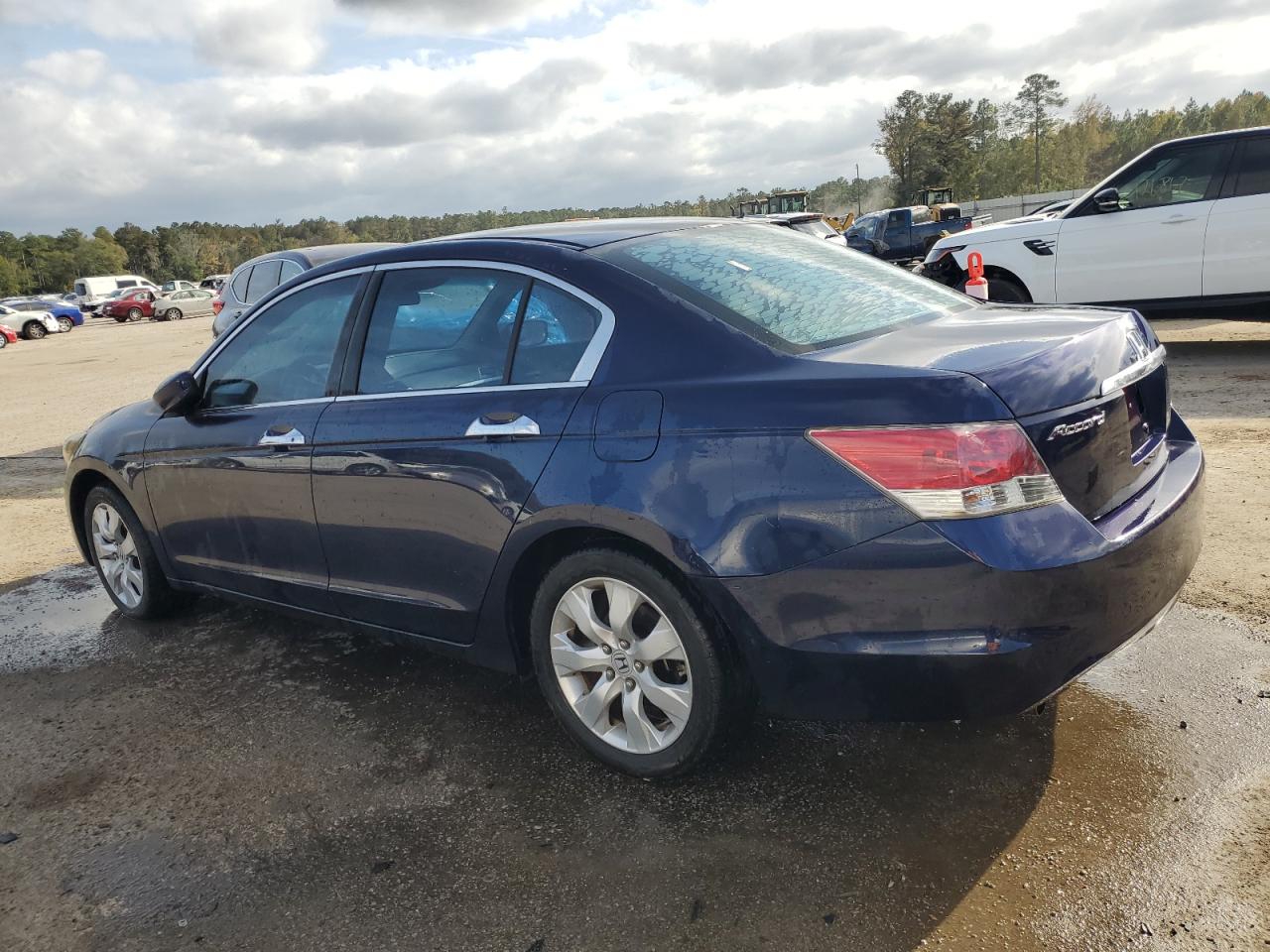 2008 Honda Accord - Image 2