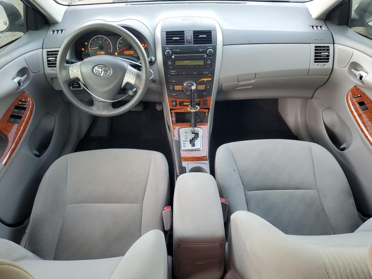 2010 Toyota Corolla - Image 8