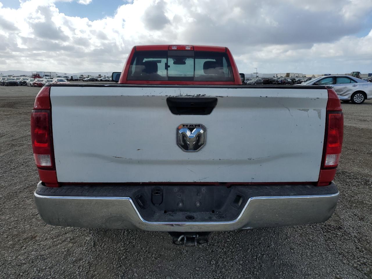 2019 Ram 1500 Classic Tradesman VIN: 3C6JR6DT6KG502423 Lot: 80498184