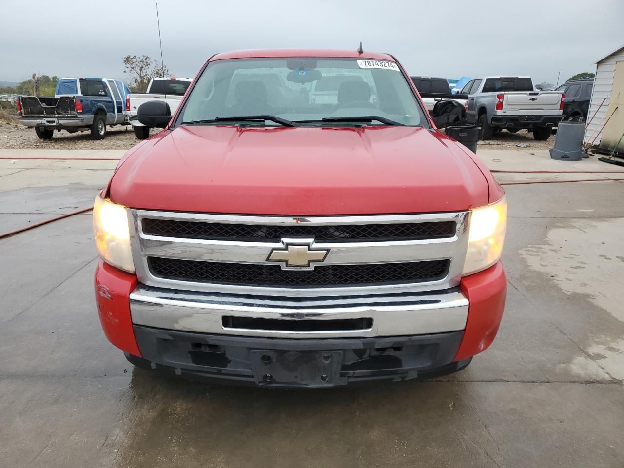 2011 Chevrolet Silverado - Image 5