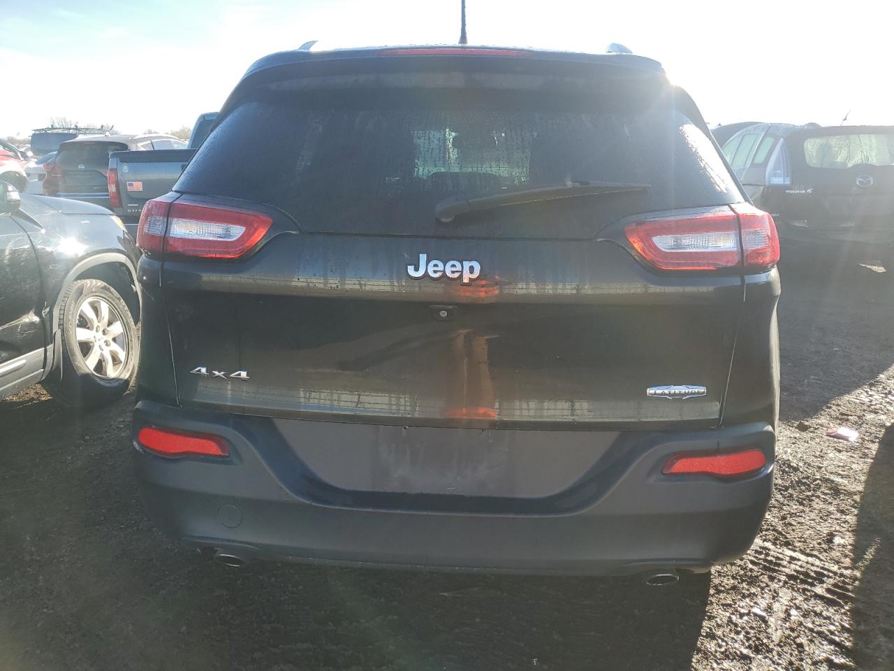 2014 Jeep Cherokee Latitude VIN: 1C4PJMCS1EW281715 Lot: 79893614