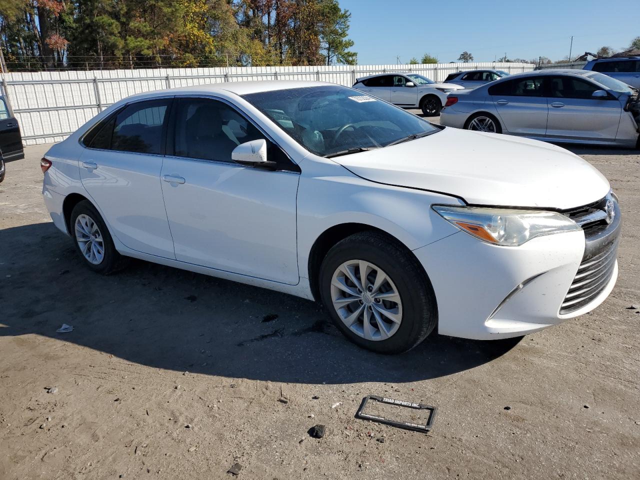 VIN 4T1BF1FK1HU290075 2017 TOYOTA CAMRY no.4