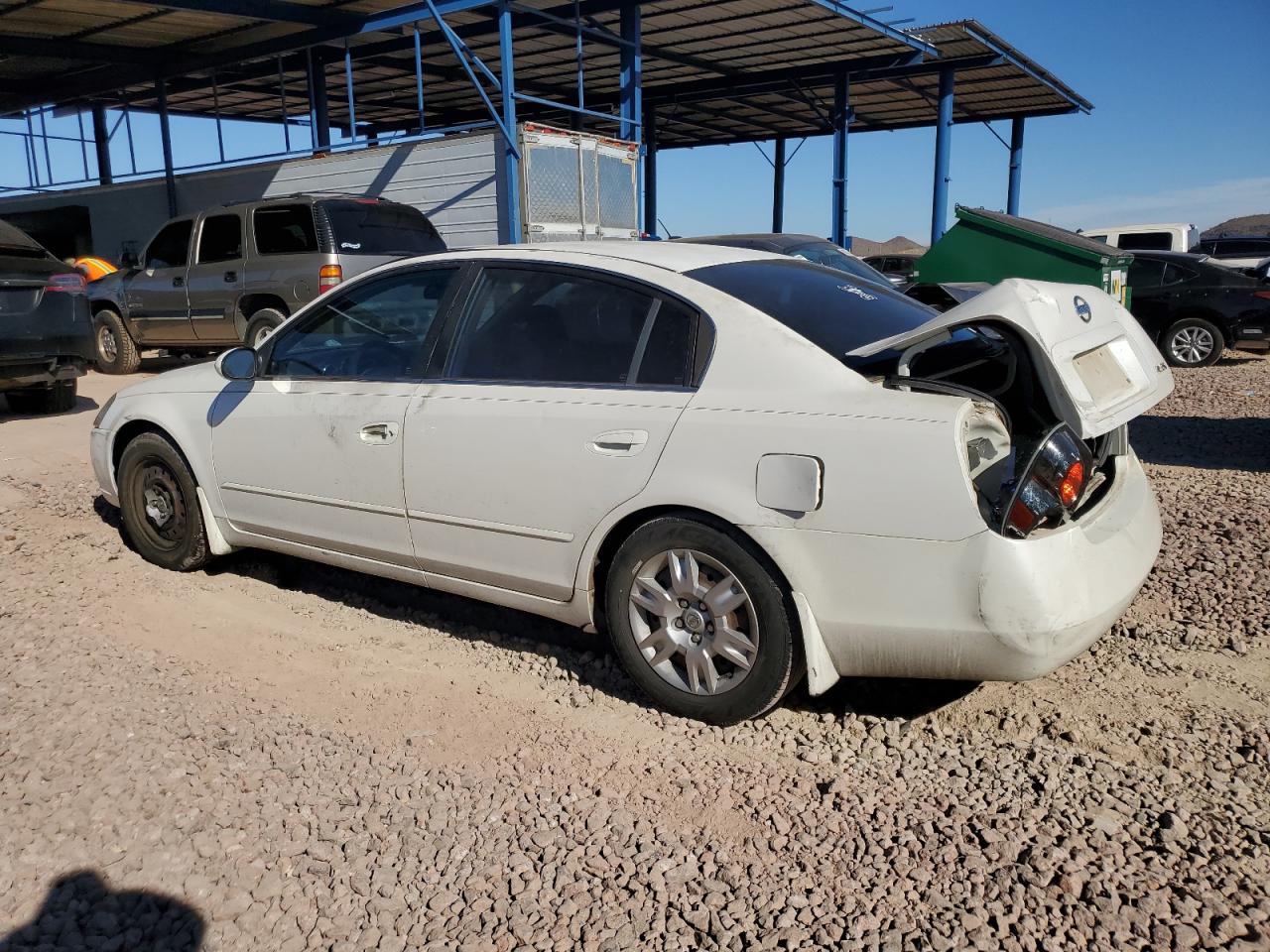 2005 Nissan Altima - Image 2
