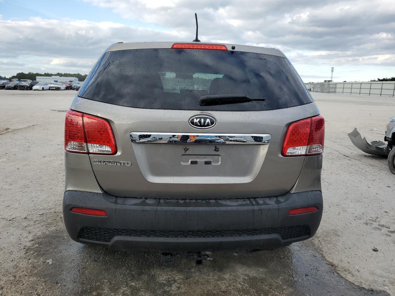 2013 Kia Sorento Lx VIN: 5XYKT3A15DG362852 Lot: 81327154