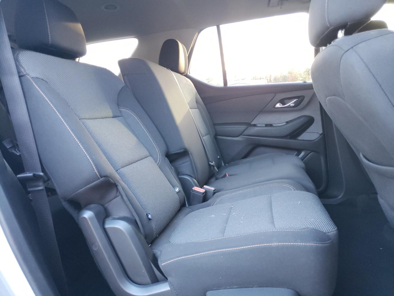 2020 Chevrolet Traverse - Image 11