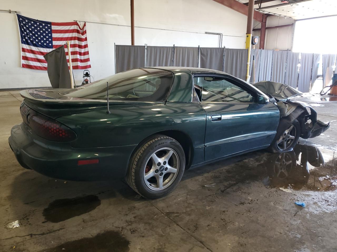1995 Pontiac Firebird - Image 3