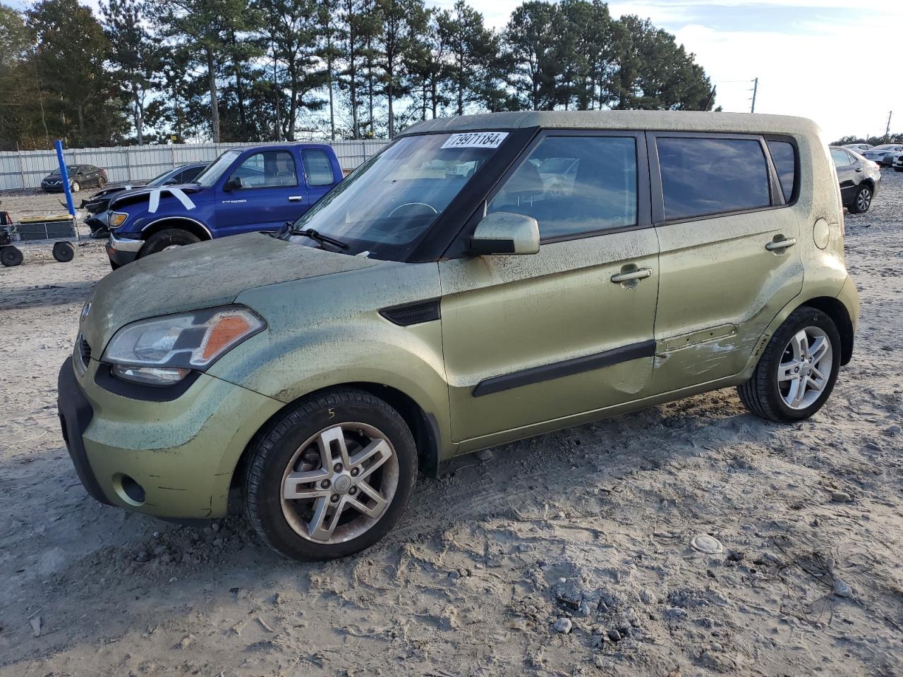 2011 Kia Soul + VIN: KNDJT2A23B7232710 Lot: 79971184