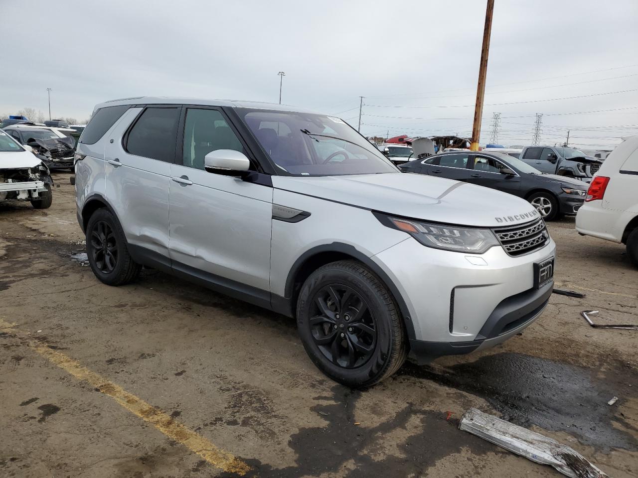 2019 Land Rover Discovery - Image 4