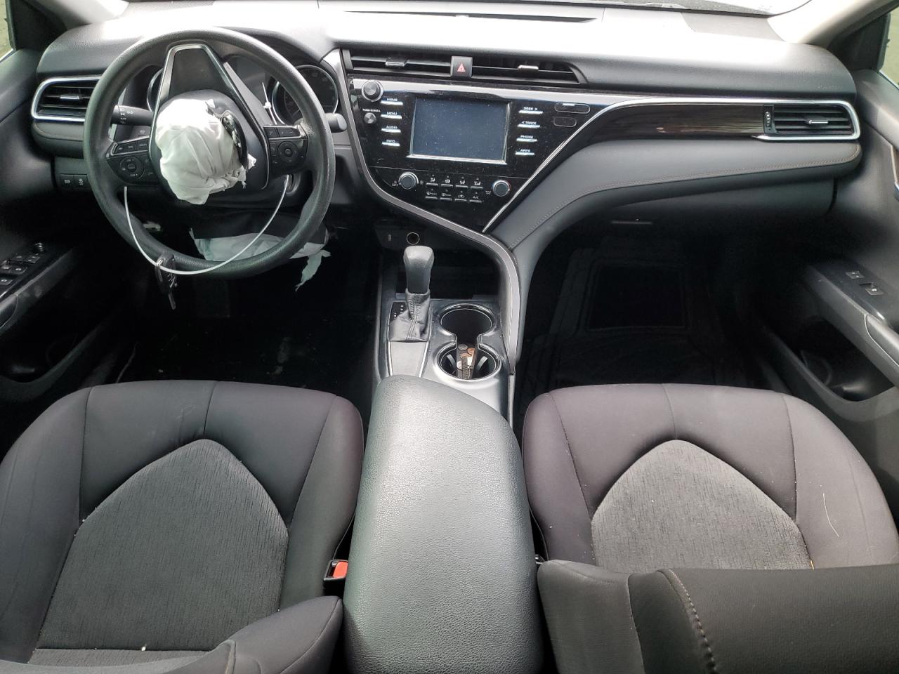 2018 Toyota Camry - Image 8
