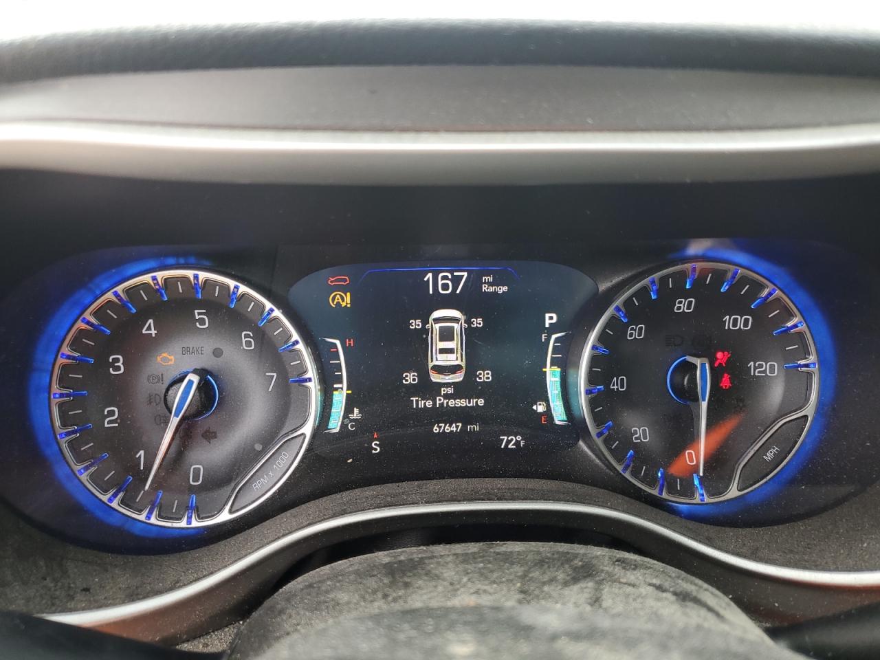 2022 Chrysler Pacifica - Image 9