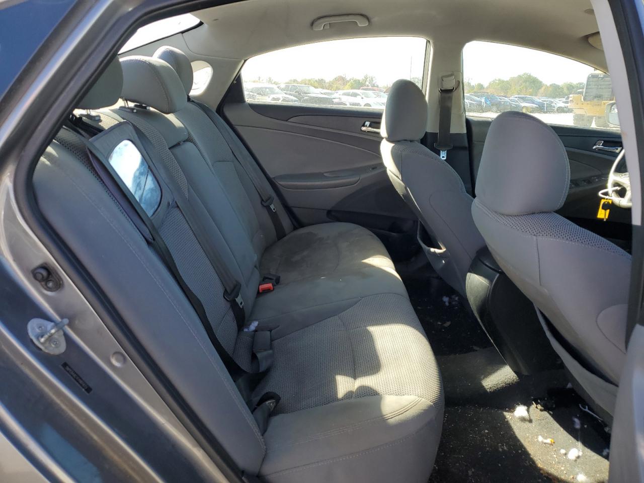 2014 Hyundai Sonata - Image 10