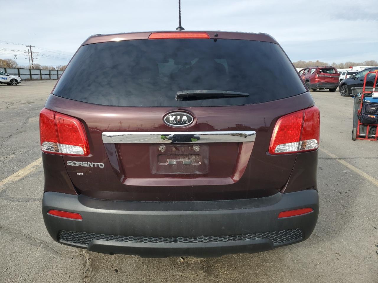 VIN 5XYKT4A13DG358739 2013 KIA SORENTO no.6