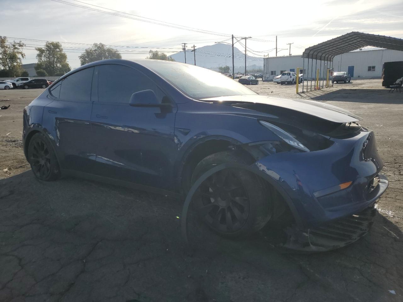 VIN 7SAYGDEE4PA026882 2023 TESLA MODEL Y no.4