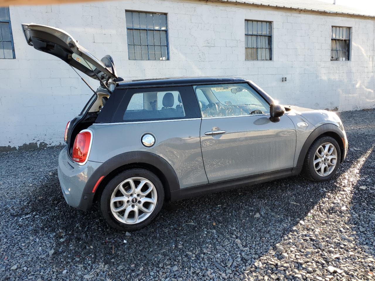 2015 MINI Cooper - Image 3