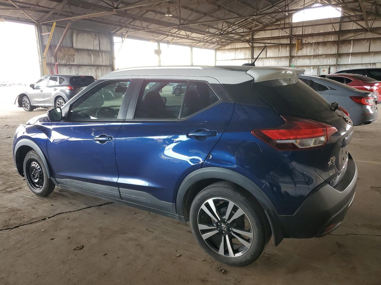 VIN 3N1CP5CU0JL525054 2018 NISSAN KICKS no.2