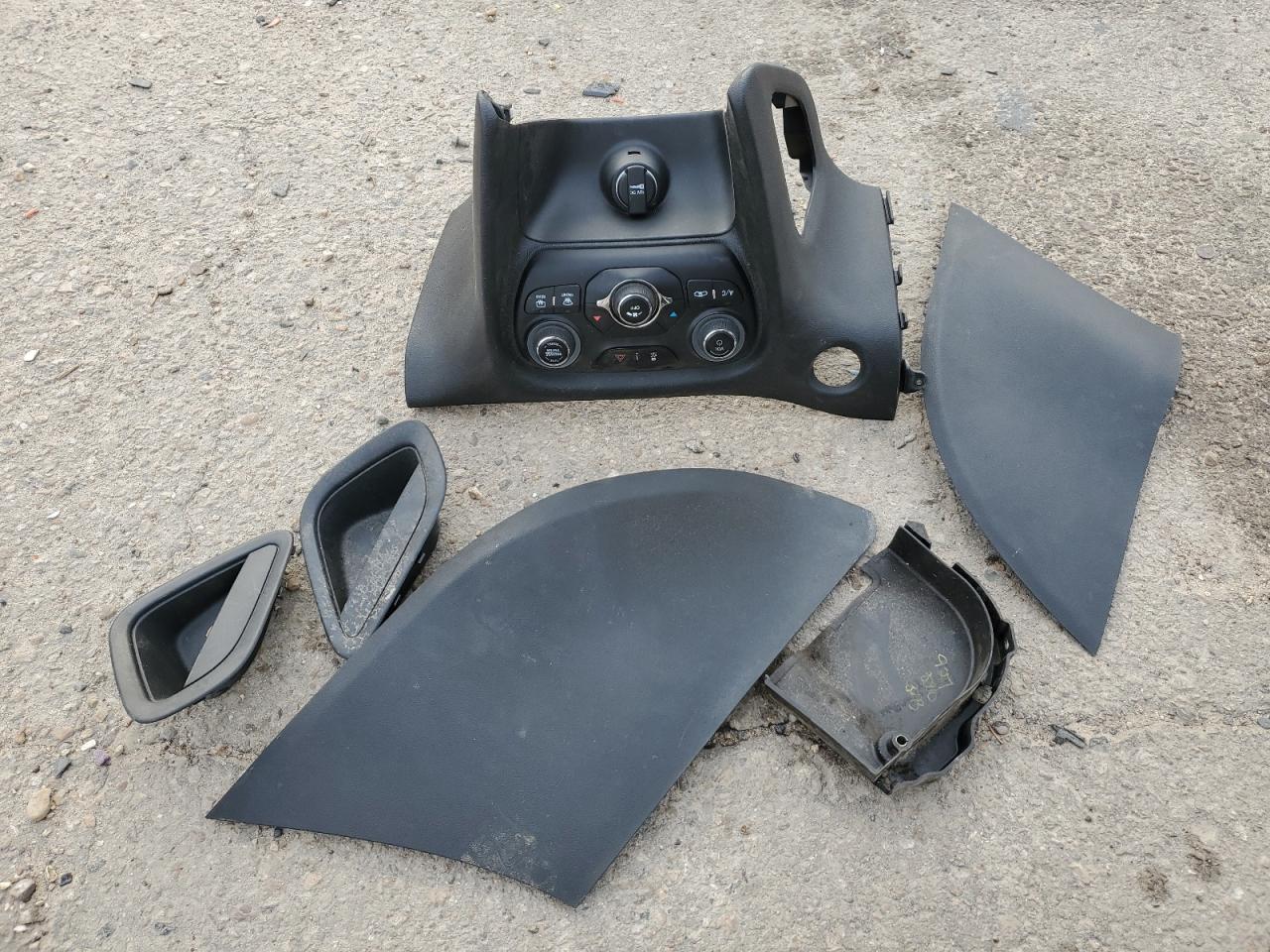 2013 Dodge Dart Limited VIN: 1C3CDFCH2DD153455 Lot: 82415104