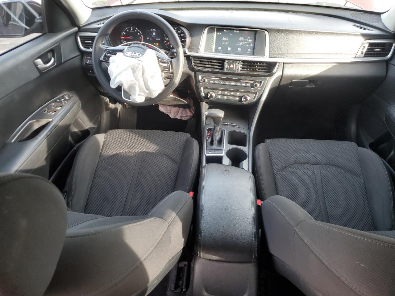 2020 Kia Optima - Image 8