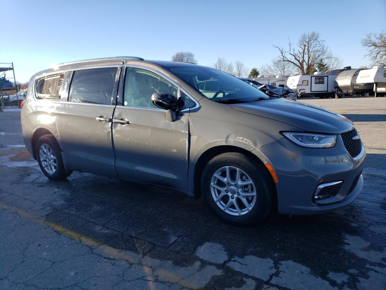 2021 Chrysler Pacifica - Image 4