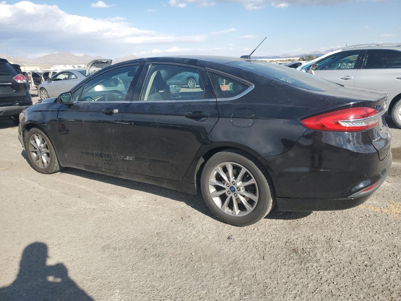 VIN 3FA6P0HD6HR398975 2017 FORD FUSION no.2